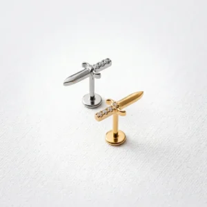 el filo de la verdad en titanio y cristales de Barba Larga.